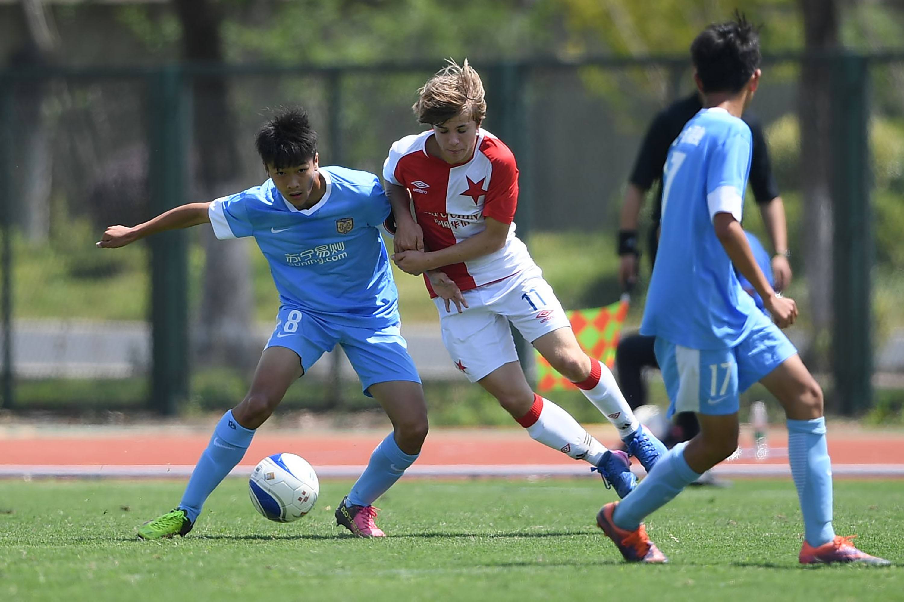 更像锦上添 更像锦上添