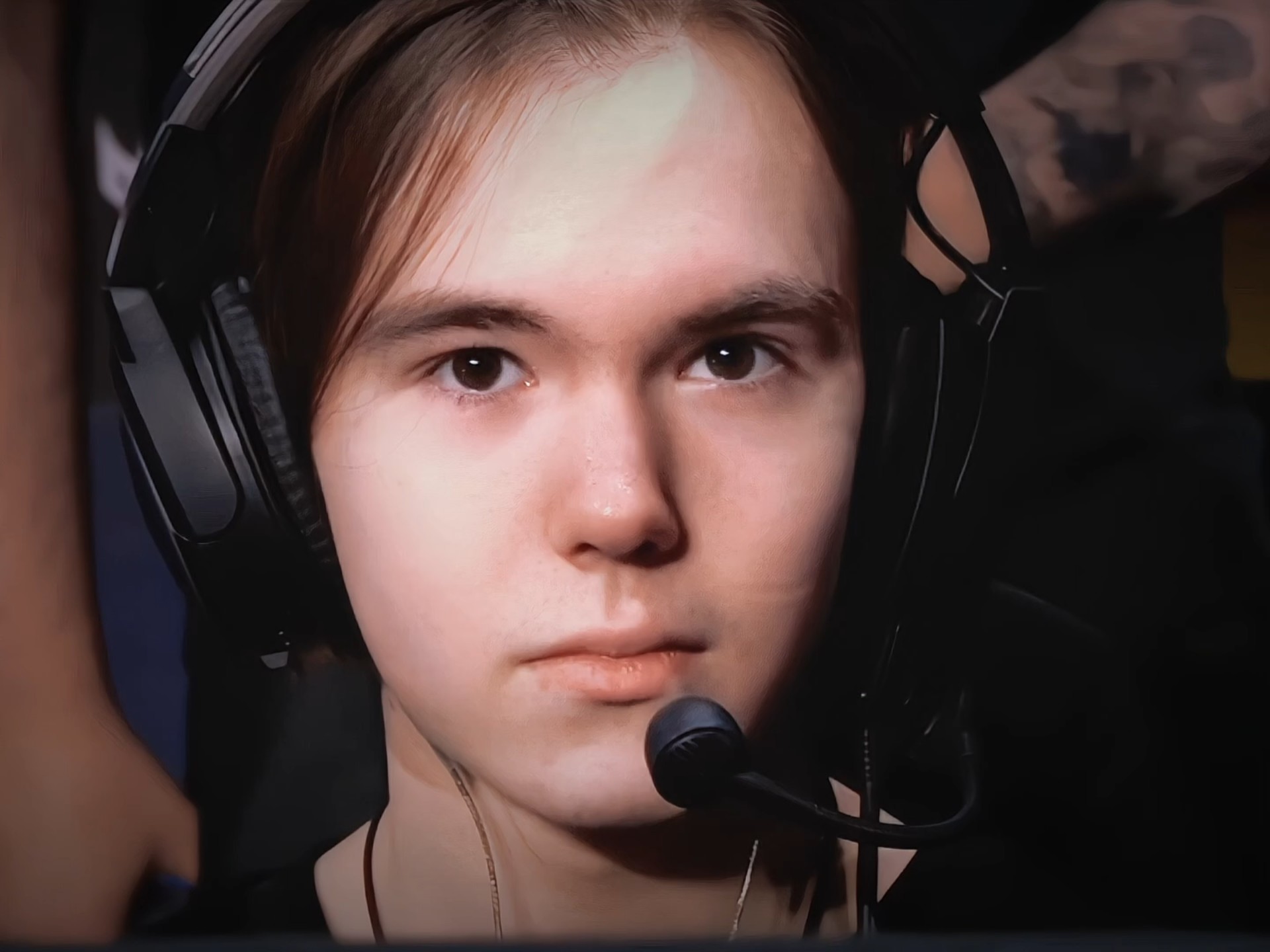 应伦纳德阴 应伦纳德阴