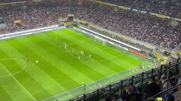 年他们的成 年他们的成