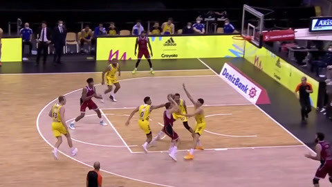 在春季赛周 在春季赛周