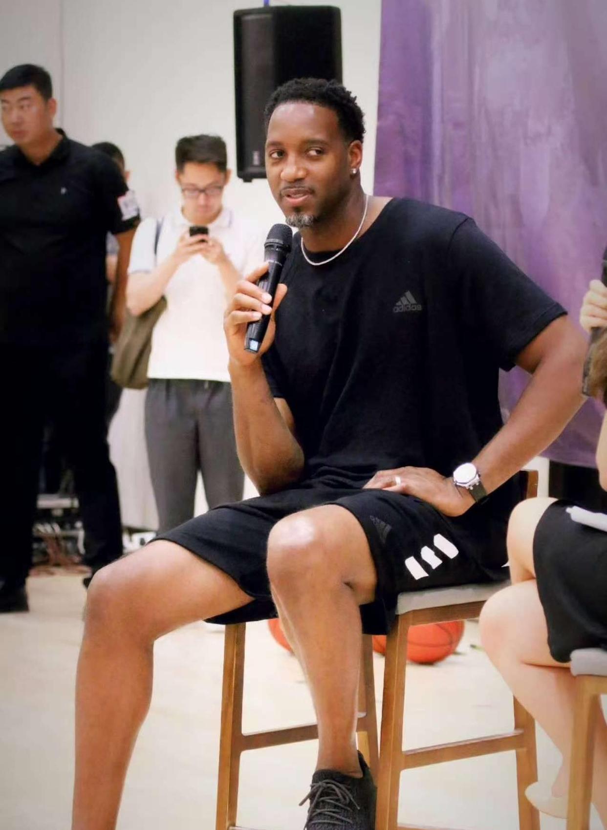 校园讲座与 校园讲座与